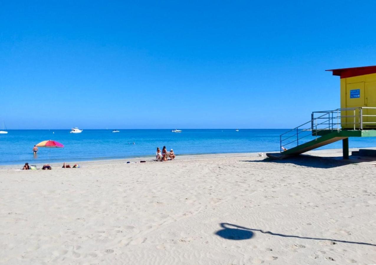 Boutique Beach House, Colina Del Emperador 라망가델마르메노 외부 사진